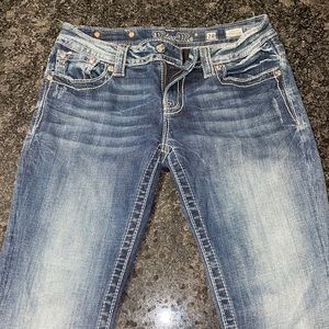 Signature cuffed skinny miss me jeans size 28